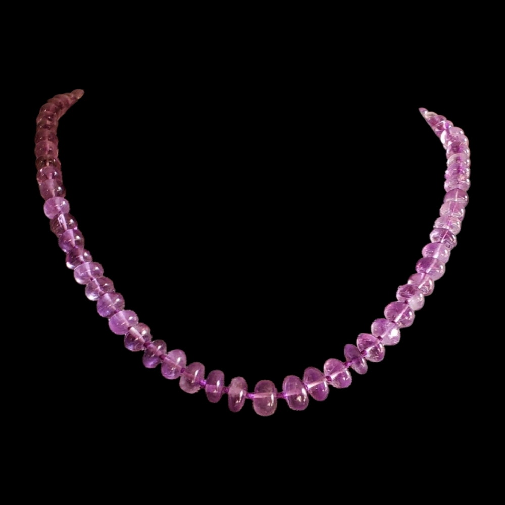 Vtg. Beautiful Graduated Natural Amethyst Necklace